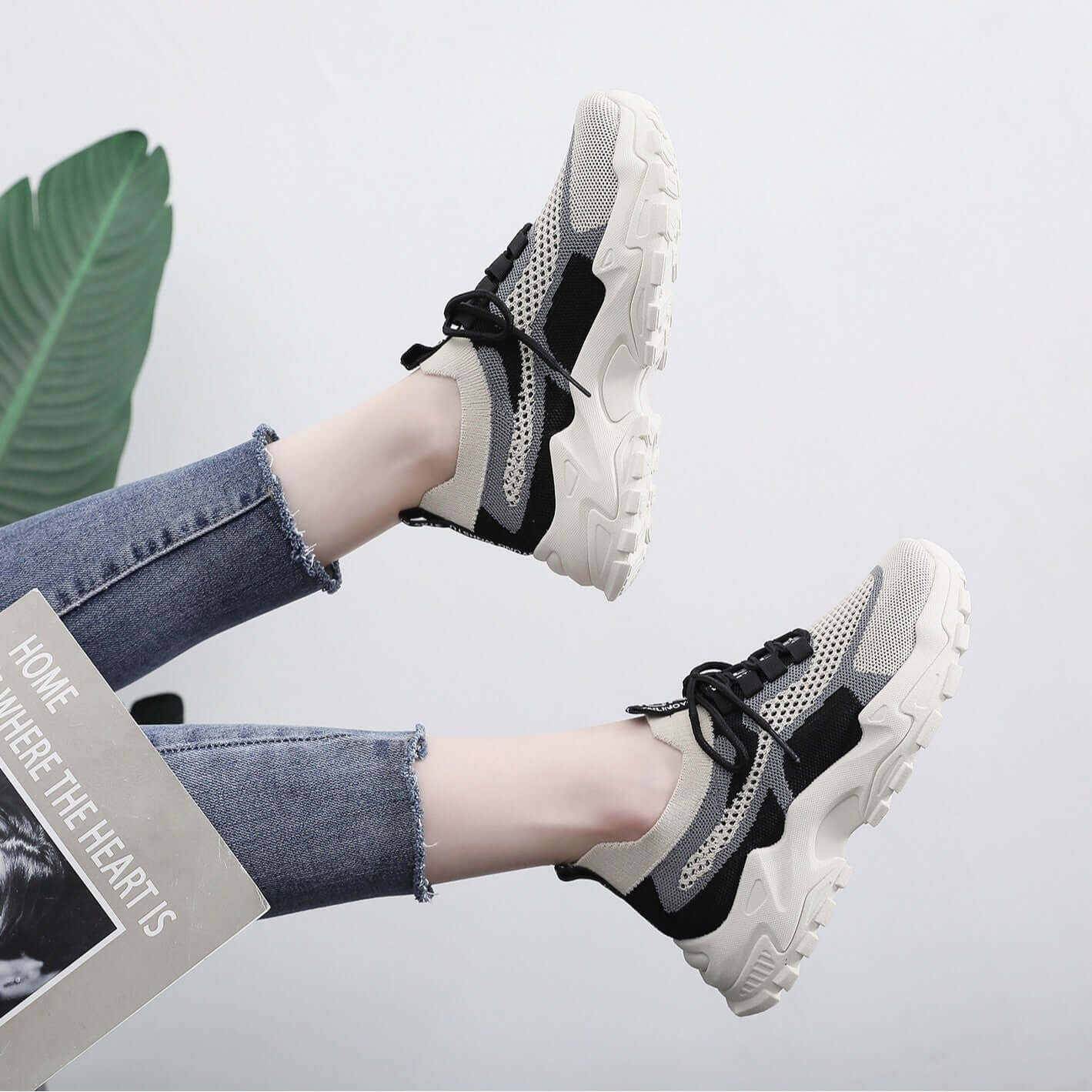 Loco Munch Sports Shoes