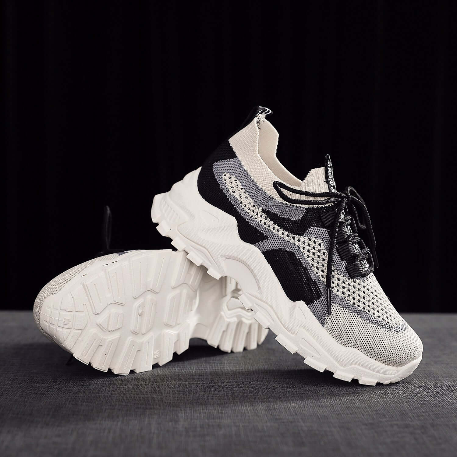 Loco Munch Sports Shoes
